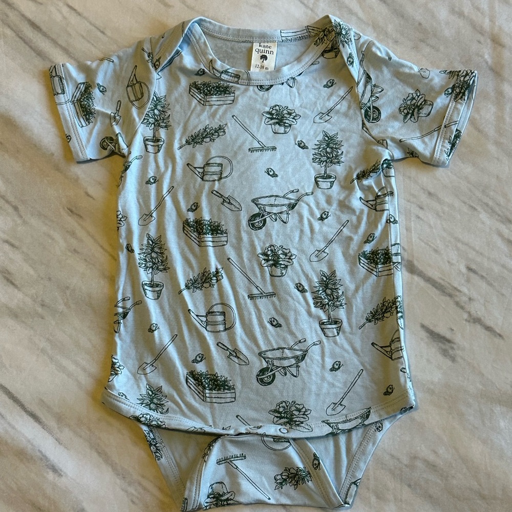Kate Quinn Garden Onesie 12-18 NWOT